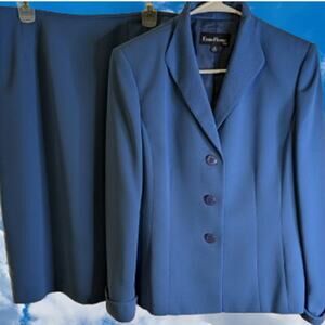 Evan-Picone Suit 10 blue 2 piece button down jacket and skirt lined fall/winter